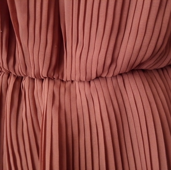 burnt orange dress(belt not in clued) - Picture 4 of 4